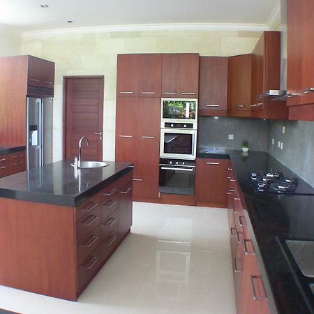 Villa Beachside Ґіаньяр Екстер'єр фото